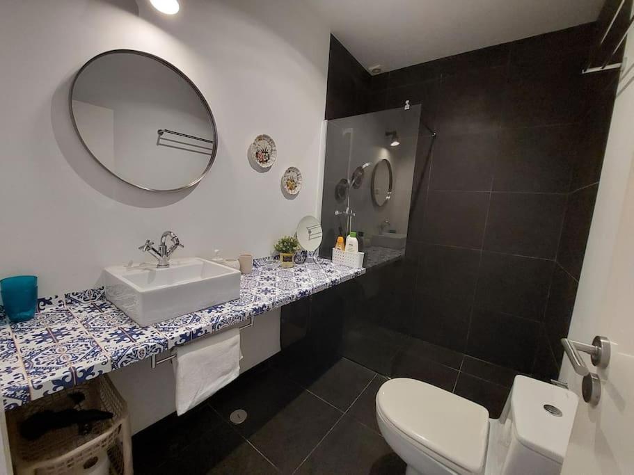 Apartment With Private Garden - Central Location Lisboa Dış mekan fotoğraf